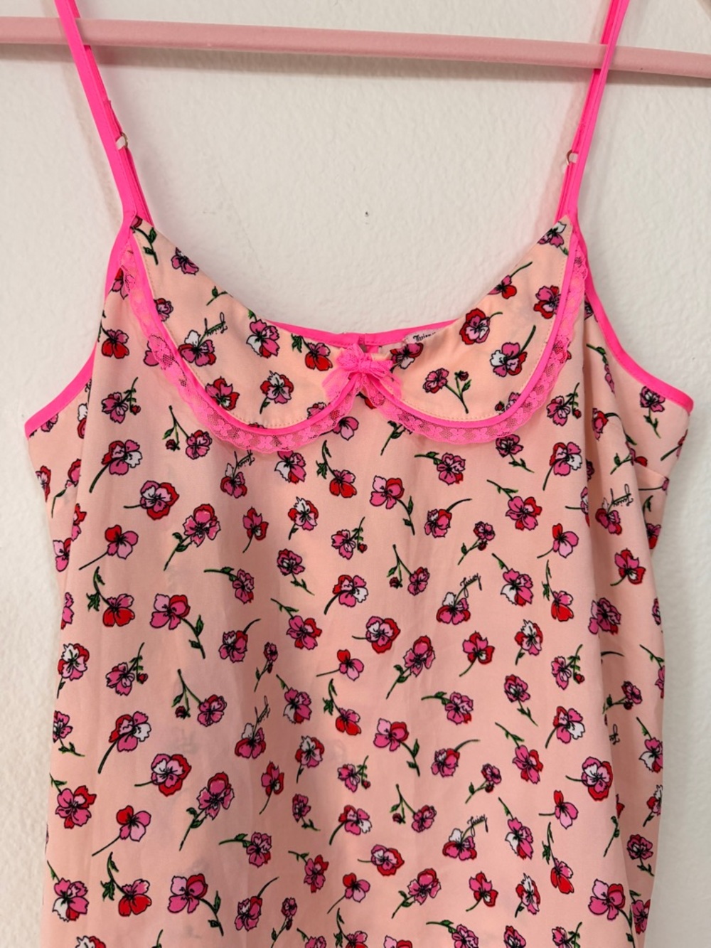 Juicy Couture Y2K Floral Cami Pink Lace Trim Coquette Dainty Spring Top Size M - Picture 3 of 9
